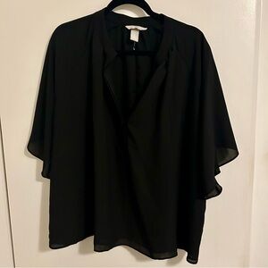 NWOT H&M Black Short Sleeve Flowy Blouse Top